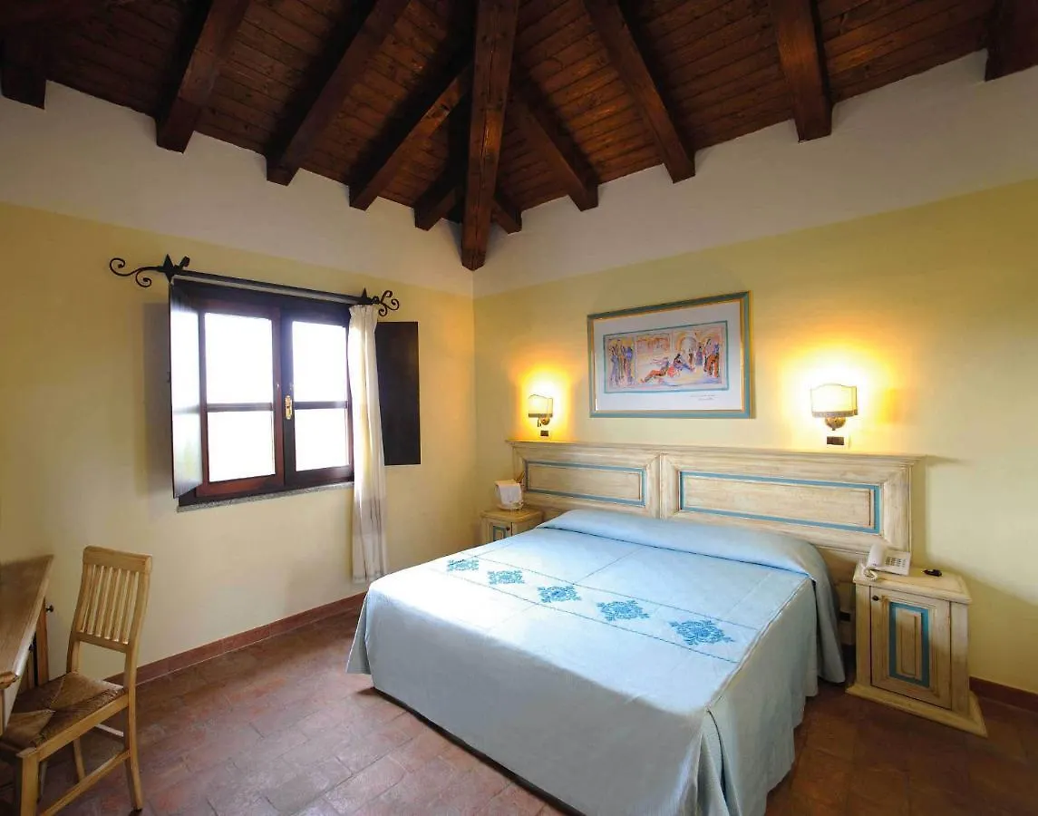 Valtur Baia Dei Pini Hotel Budoni 4*,