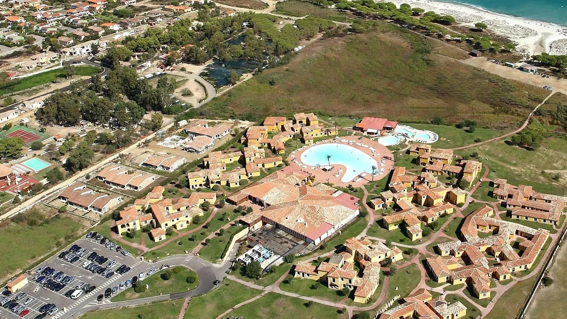 Valtur Baia Dei Pini Hotel Budoni 4*,  Italien